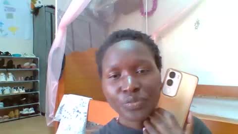 Snapshot of pinah1997 chatting on 16, 3, 2026 pinah1997 online show from 16, 3, 2026