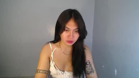 Snapshot of pinay_jenxx chatting on 12, 10, 2025 Jen online show from 12, 10, 2025