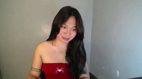 Snapshot of pinay_jenxx chatting on 19, 11, 2025 Jen online show from 19, 11, 2025