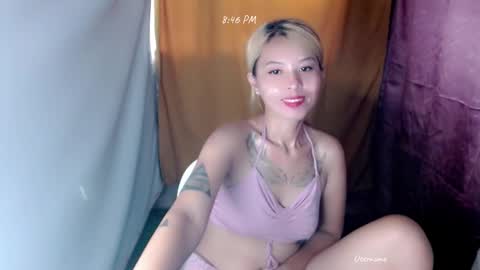 Snapshot of pinay_romancee chatting on 16, 12, 2024 pinay_romancee online show from 16, 12, 2024