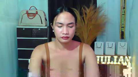 Snapshot of pinaycutie_jilian chatting on 10, 10, 2025 jilian online show from 10, 10, 2025