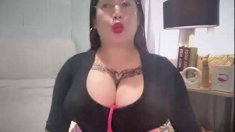 pinayloves online show from 11, 9, 2025