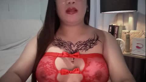 pinayloves online show from 11, 9, 2025