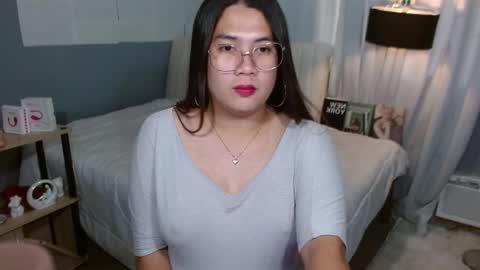 pinayloves online show from 30, 9, 2025