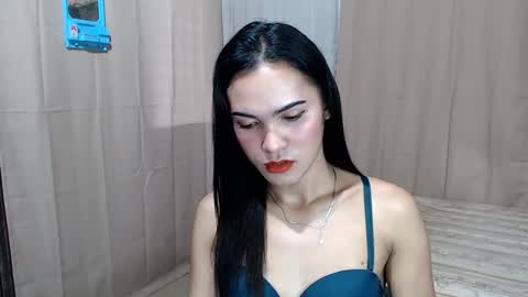 celistina Crwford online show from 27, 2, 2025