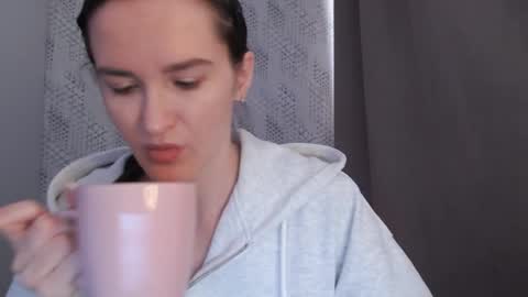       online show from 21, 2, 2025