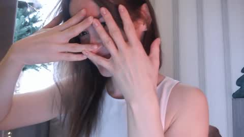       online show from 18, 12, 2025