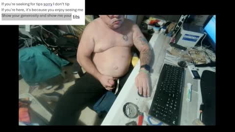 pini_z online show from 17, 1, 2025