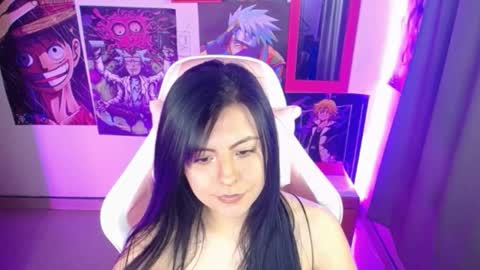 pink_yuii online show from 21, 1, 2025