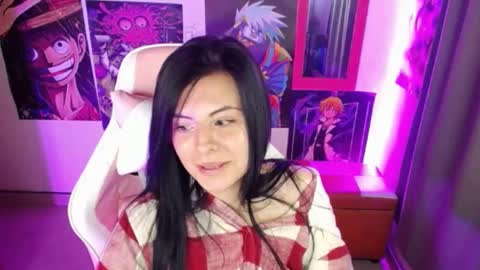 pink_yuii online show from 28, 2, 2025