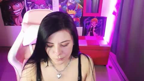pink_yuii online show from 6, 10, 2025
