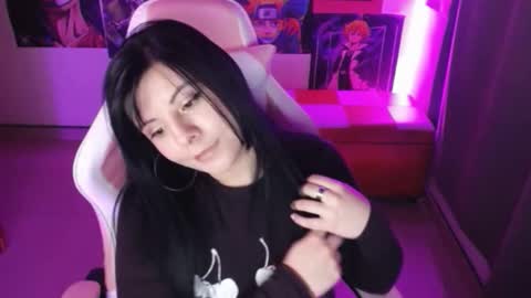 pink_yuii online show from 9, 2, 2026