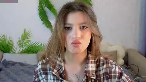 Snapshot of pinkadele chatting on 3, 3, 2026 Adele online show from 3, 3, 2026