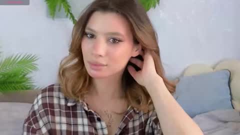 Snapshot of pinkadele chatting on 6, 3, 2026 Adele online show from 6, 3, 2026