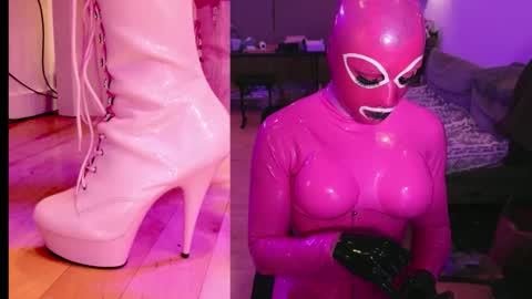 pinklatexgurl online show from 14, 12, 2025