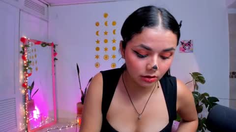 Sarah .. online show from 7, 10, 2025