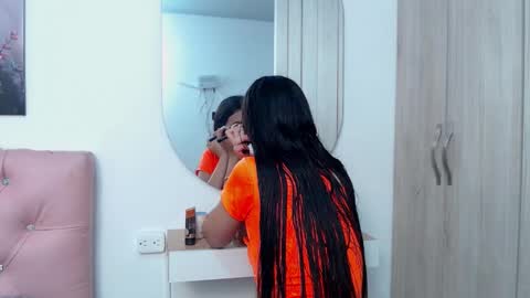 pinky_f00x online show from 20, 12, 2025