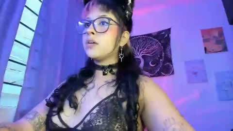 Snapshot of pinky_promiseex chatting on 13, 10, 2025 pinky_promiseex online show from 13, 10, 2025