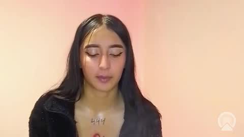 Snapshot of pinkymooncouple chatting on 5, 10, 2025 Pink Moon Couple online show from 5, 10, 2025