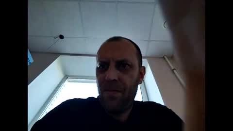 Maxwhite online show from 11, 9, 2025