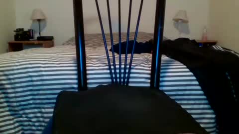 Snapshot of pipi86 chatting on 13, 10, 2025 MartinPipi online show from 13, 10, 2025