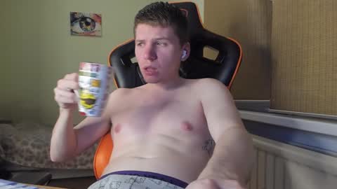 Snapshot of pirremeow chatting on 15, 12, 2024 Pierre online show from 15, 12, 2024