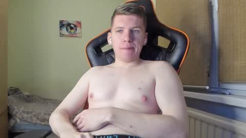 Snapshot of pirremeow chatting on 31, 12, 2024 Pierre online show from 31, 12, 2024