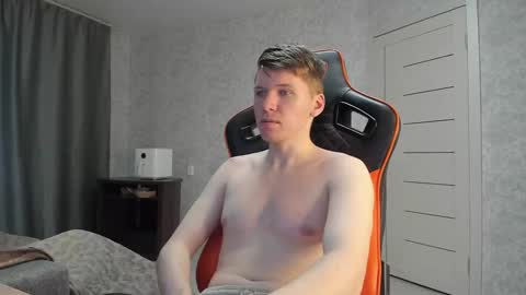 Snapshot of pirremeow chatting on 5, 3, 2025 Pierre online show from 5, 3, 2025