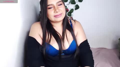 Snapshot of piscies_ass chatting on 8, 3, 2025 Piscies Ass online show from 8, 3, 2025