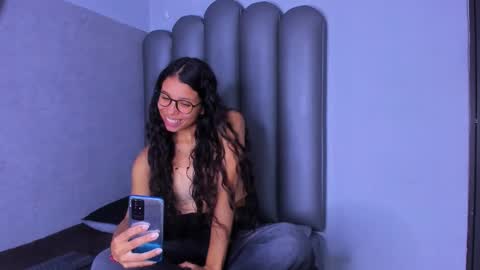 pitufa__ online show from 9, 1, 2026