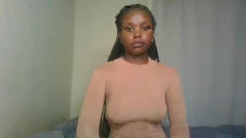 Snapshot of pixie_roman chatting on 5, 12, 2024 Majesty online show from 5, 12, 2024