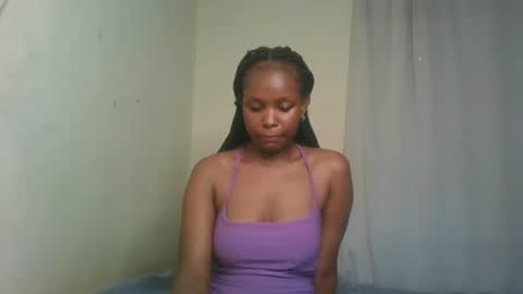 Snapshot of pixie_roman chatting on 10, 12, 2024 Majesty online show from 10, 12, 2024