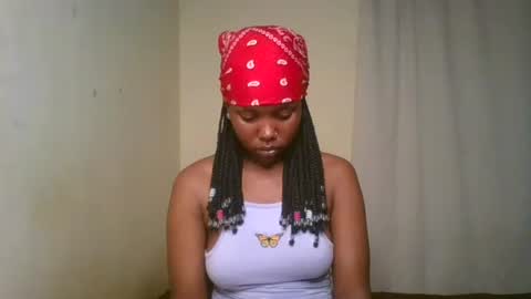 Snapshot of pixie_roman chatting on 4, 2, 2025 Majesty online show from 4, 2, 2025