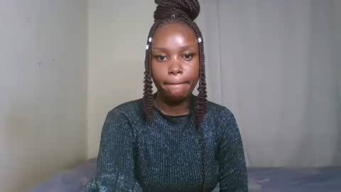 Snapshot of pixie_roman chatting on 26, 2, 2025 Majesty online show from 26, 2, 2025