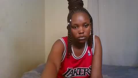 Snapshot of pixie_roman chatting on 6, 3, 2025 Majesty online show from 6, 3, 2025