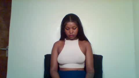 Snapshot of pixie_roman chatting on 24, 2, 2026 Majesty online show from 24, 2, 2026