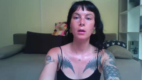pixiecatfairy online show from 6, 10, 2025