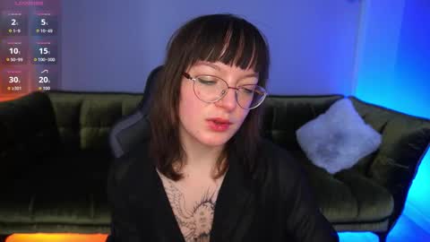 Snapshot of pixiepeachh chatting on 14, 10, 2025 pixiepeachh online show from 14, 10, 2025