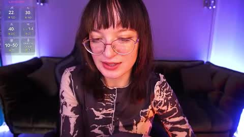 Snapshot of pixiepeachh chatting on 14, 11, 2025 pixiepeachh online show from 14, 11, 2025