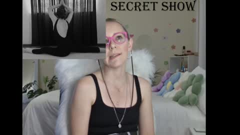 Lynn online show from 24, 1, 2025