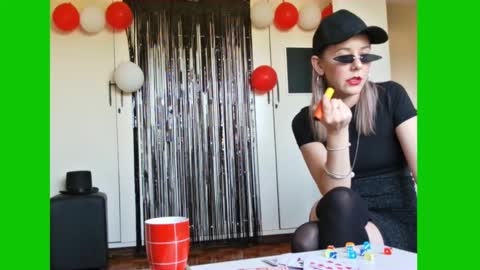 Lynn online show from 19, 2, 2025