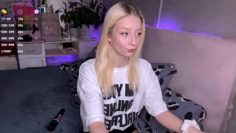 Snapshot of playboyicon chatting on 9, 10, 2025 Sasha and Kaya pvt open online show from 9, 10, 2025