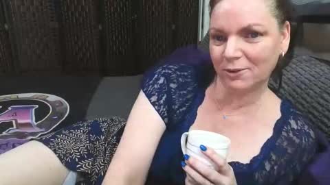 playfulcurvymilf online show from 16, 9, 2025