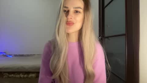 Mia online show from 14, 10, 2025