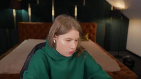 Lana online show from 9, 10, 2025