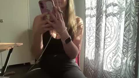 Caity online show from 14, 11, 2025