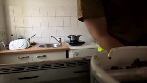 Hello ask me  . Im glad  to see you here in my room. Welcome PVT is open online show from 21, 10, 2025