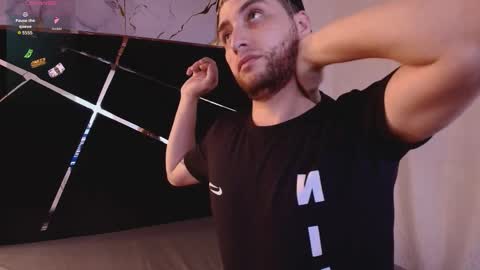 Snapshot of pleasure_vibes023 chatting on 28, 10, 2025 JUAN AND JULI online show from 28, 10, 2025