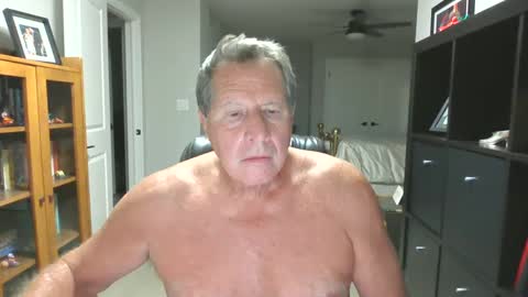 Snapshot of pleeeezeher chatting on 17, 9, 2025 pleeeezeher online show from 17, 9, 2025