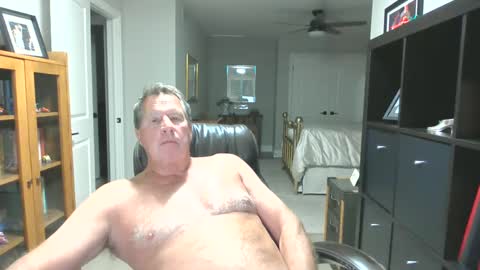 Snapshot of pleeeezeher chatting on 22, 9, 2025 pleeeezeher online show from 22, 9, 2025